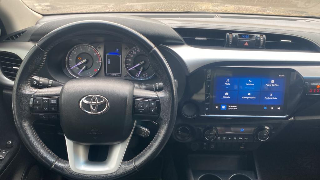 TOYOTA Hilux Caminhonete - Foto