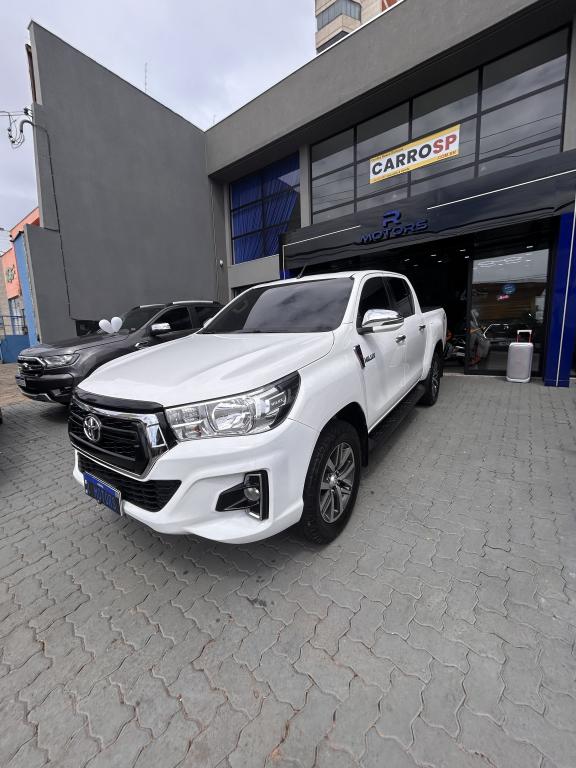 TOYOTA Hilux Caminhonete - Foto