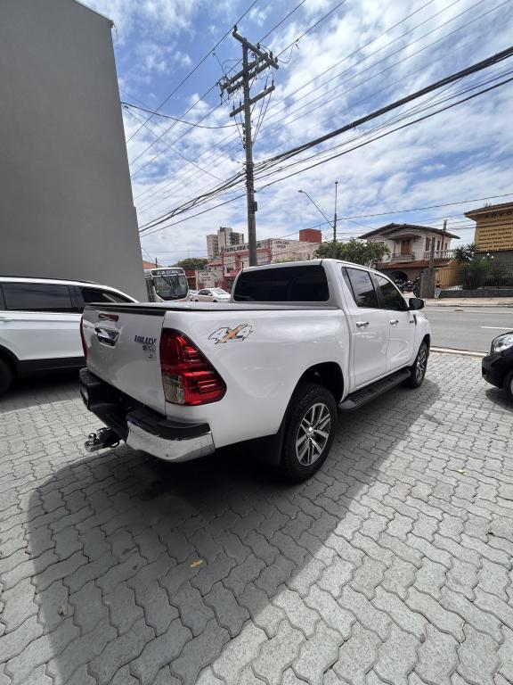 TOYOTA Hilux Caminhonete - Foto