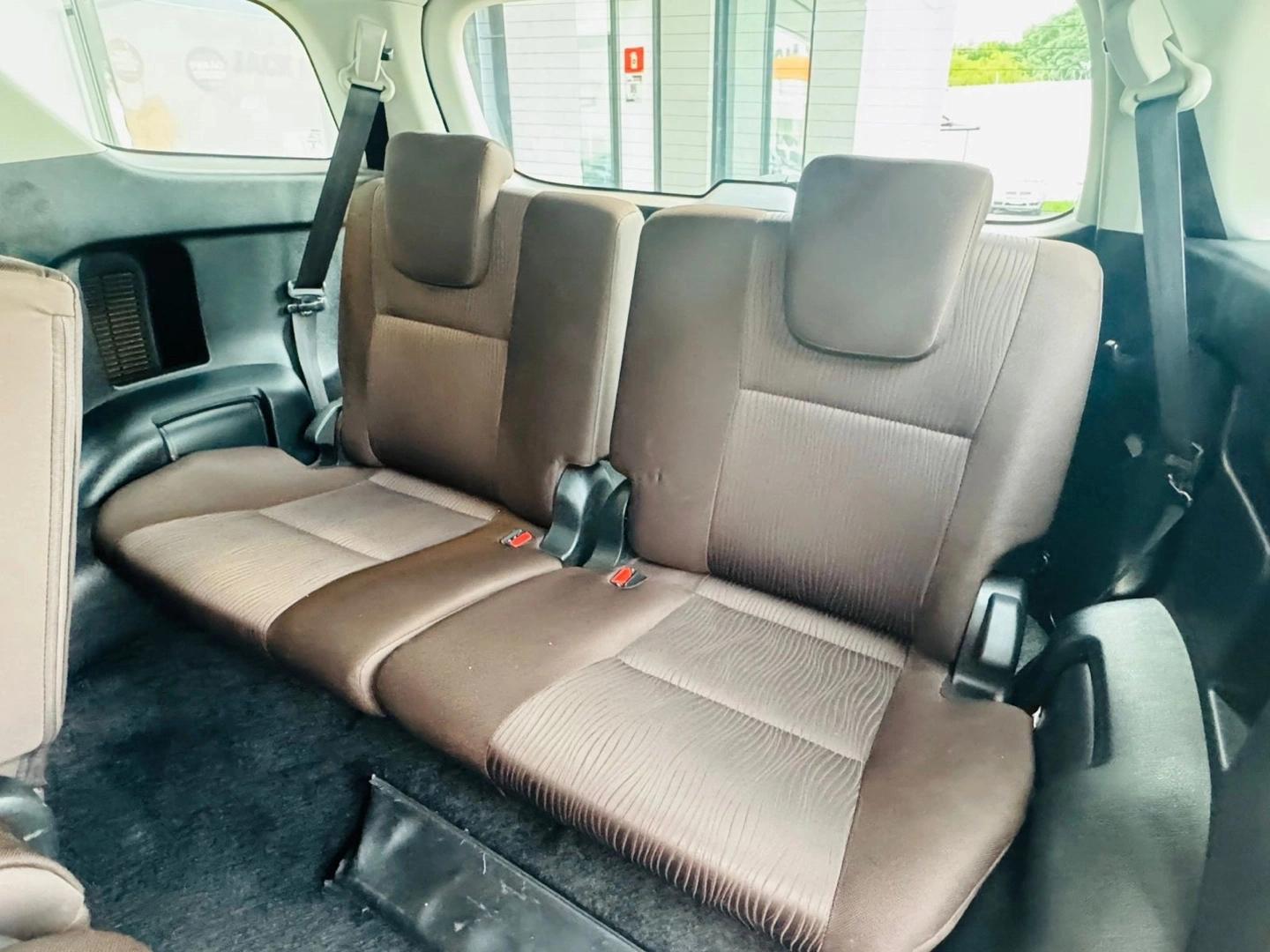 TOYOTA Hilux SW4 - Foto