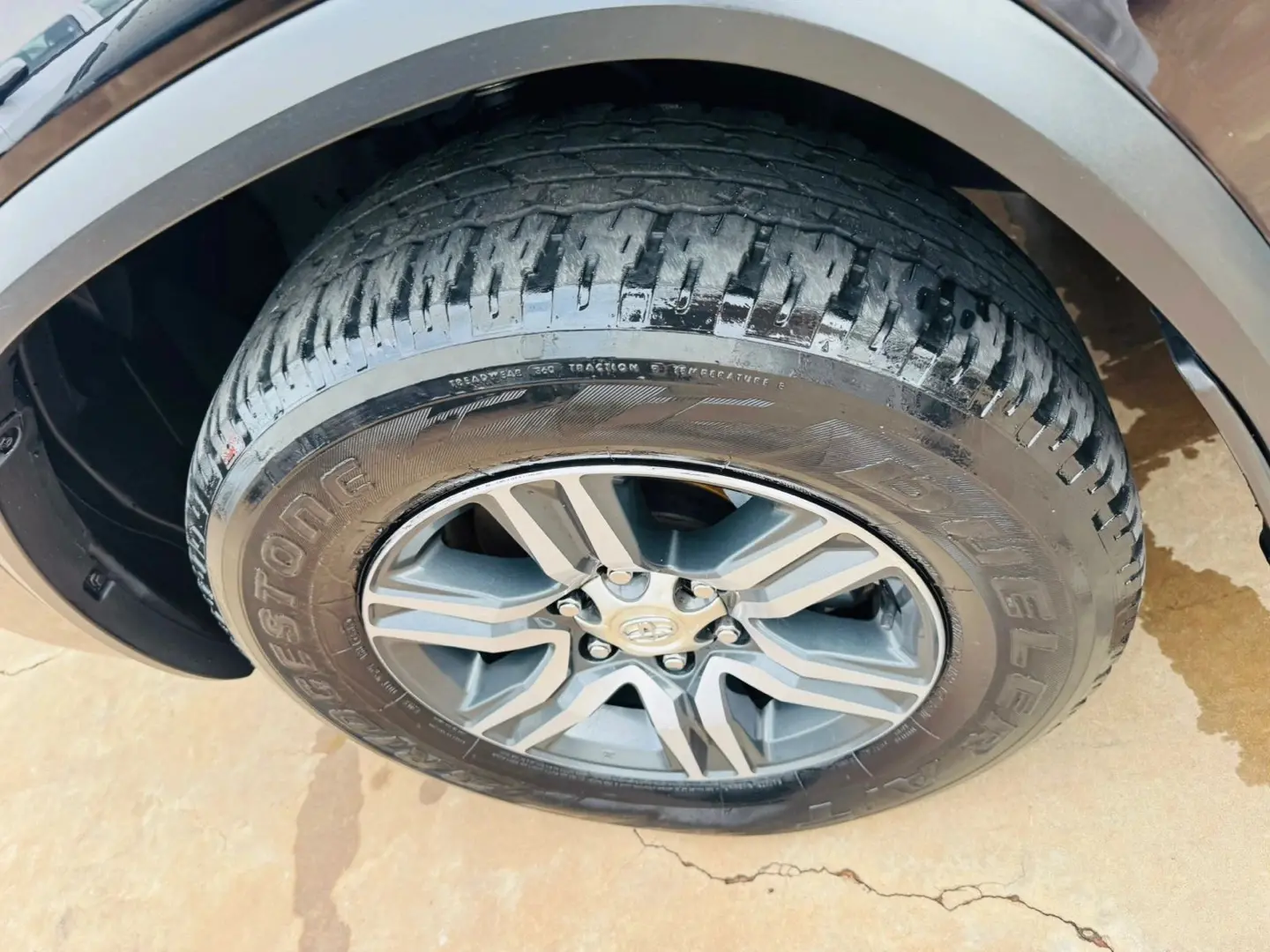 TOYOTA Hilux SW4 - Foto