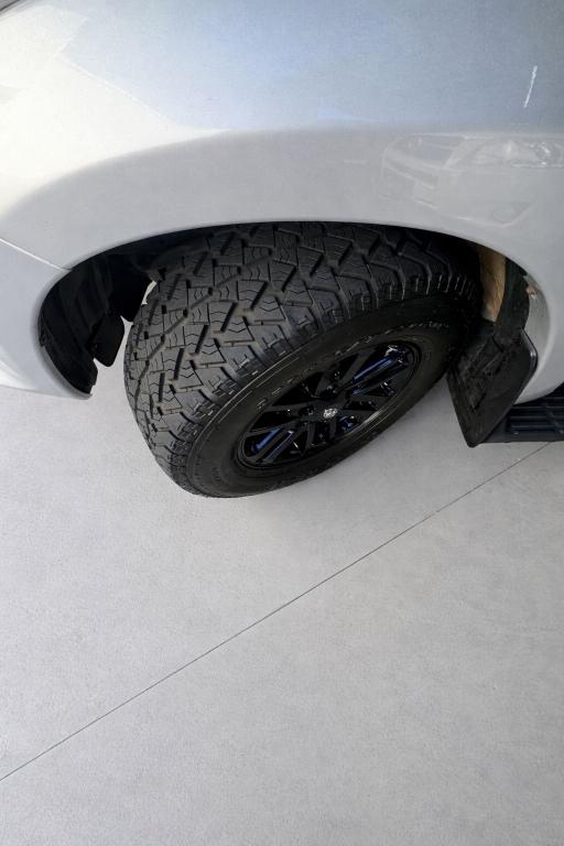 TOYOTA Hilux SW4 - Foto