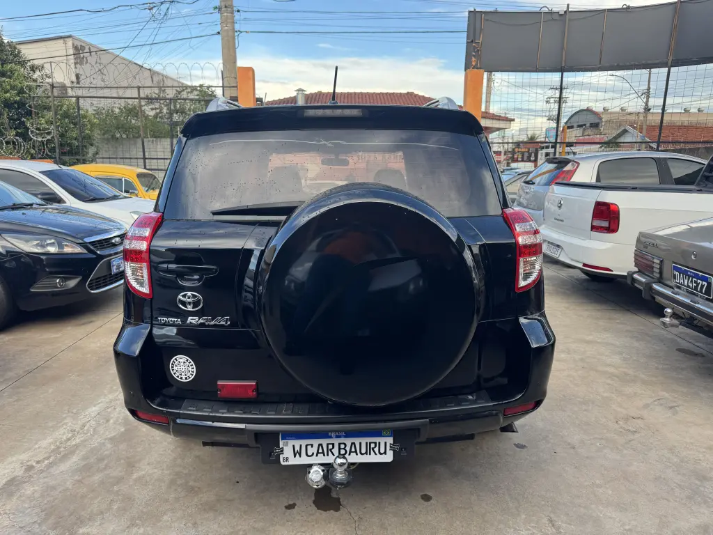 TOYOTA RAV 4 - Foto