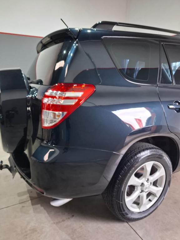 TOYOTA RAV 4 - Foto