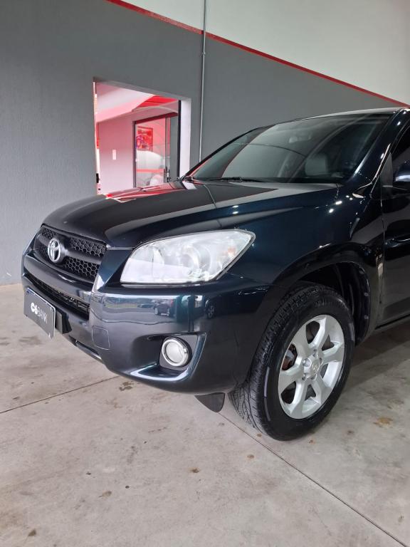 TOYOTA RAV 4 - Foto