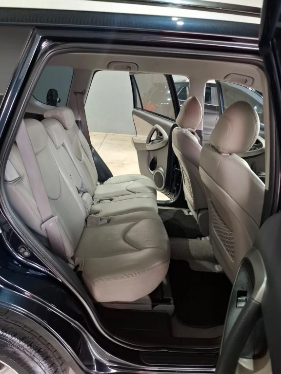 TOYOTA RAV 4 - Foto