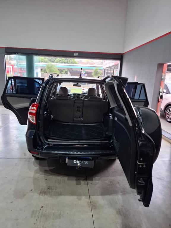 TOYOTA RAV 4 - Foto