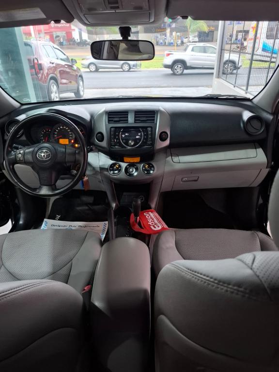 TOYOTA RAV 4 - Foto