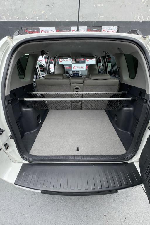 TOYOTA RAV 4 - Foto