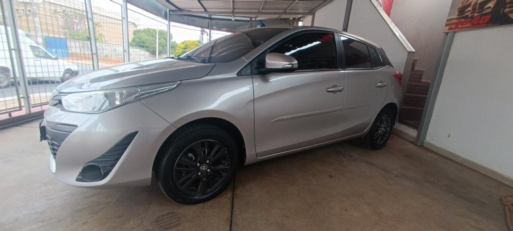 TOYOTA Yaris Hatch - Foto