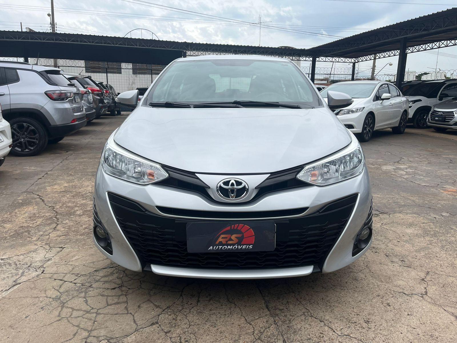 TOYOTA Yaris Hatch - Foto