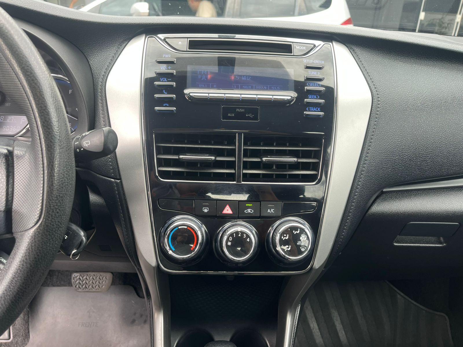 TOYOTA Yaris Hatch - Foto