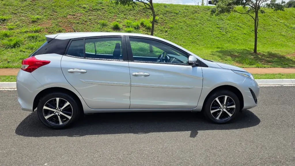 TOYOTA Yaris Hatch - Foto