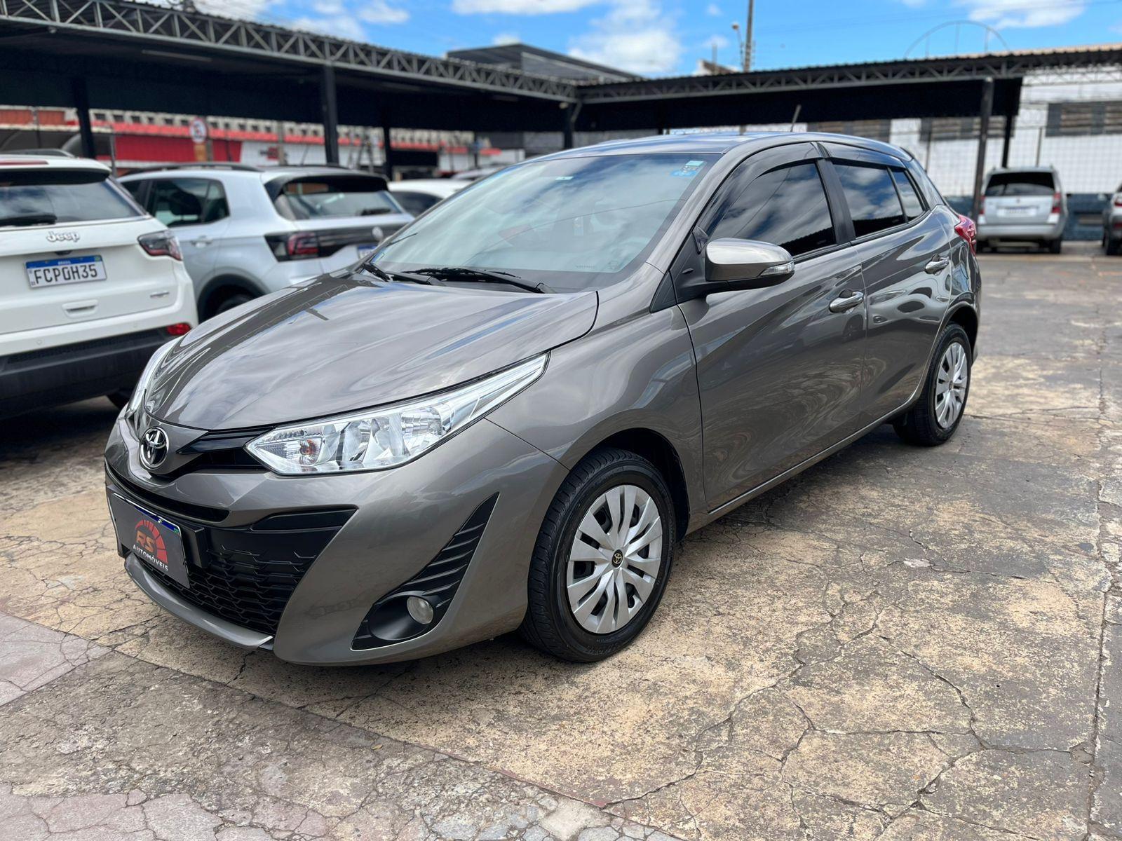 TOYOTA Yaris Hatch - Foto