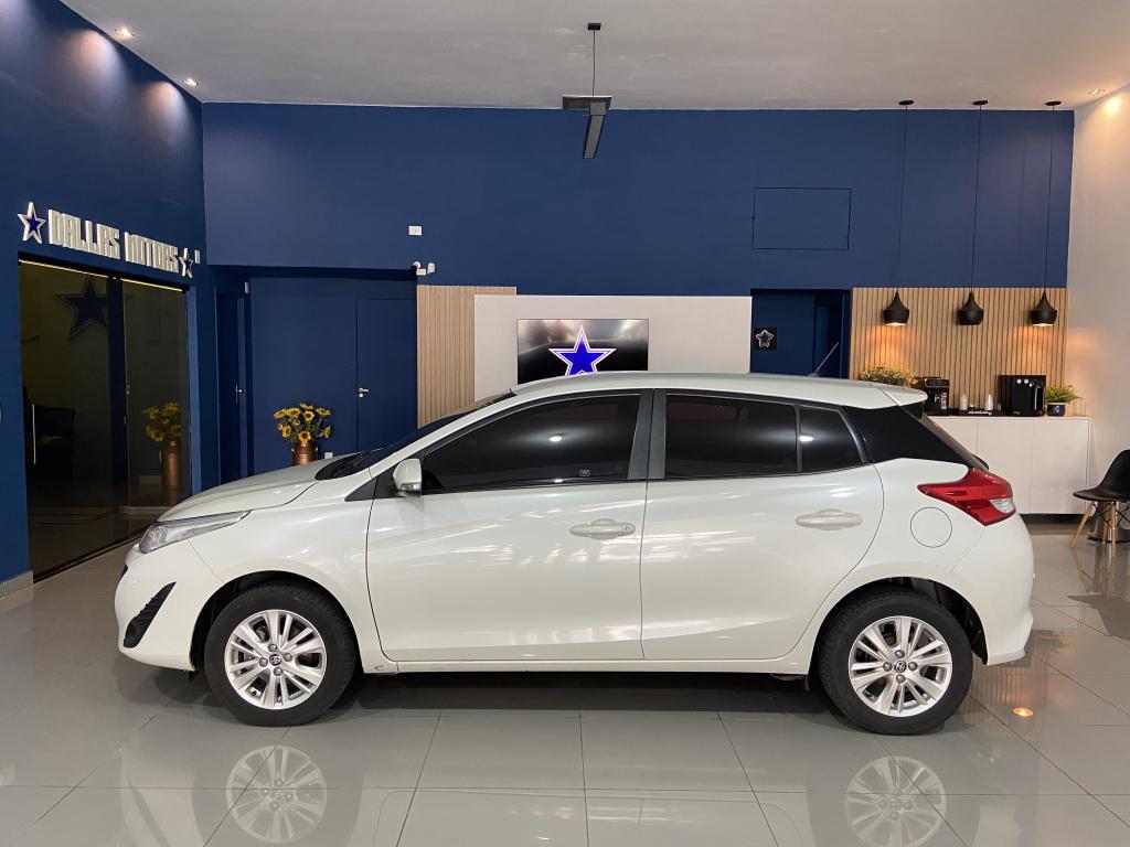 TOYOTA Yaris Hatch - Foto
