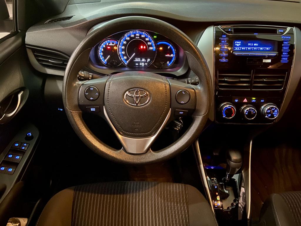 TOYOTA Yaris Hatch - Foto