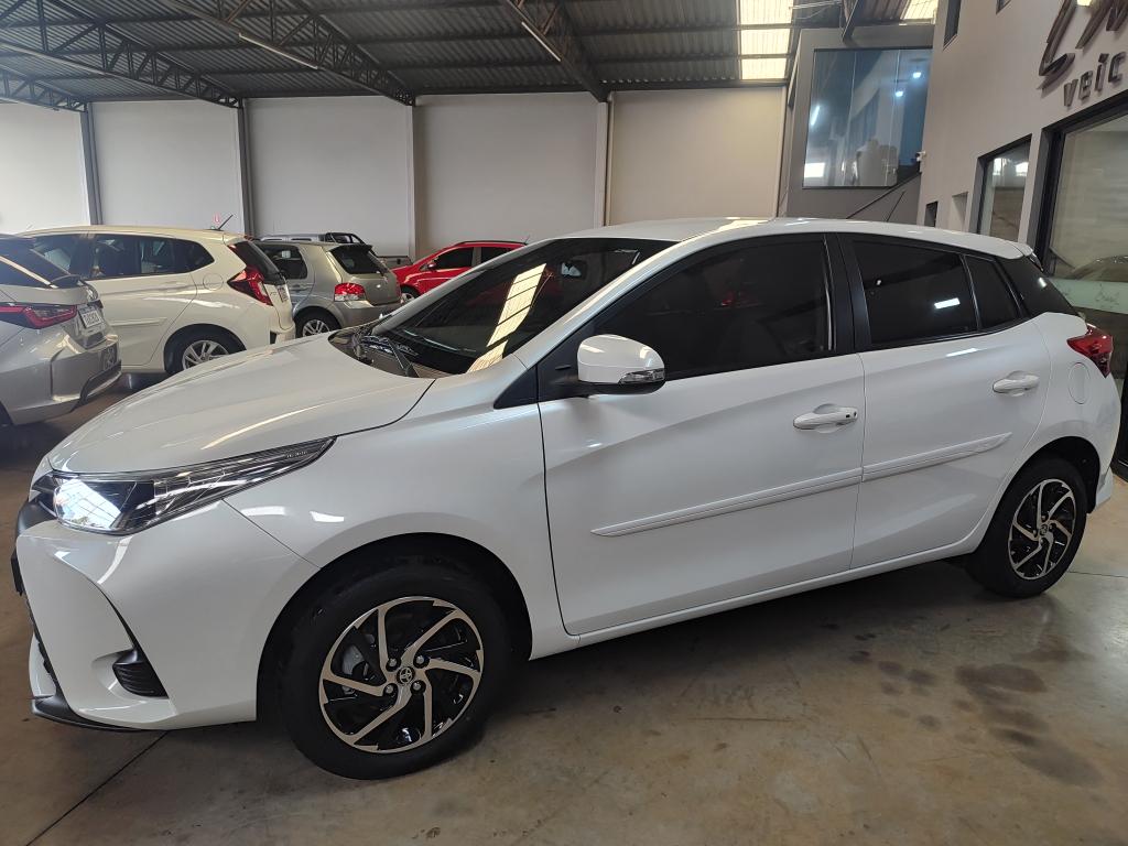 TOYOTA Yaris Hatch - Foto