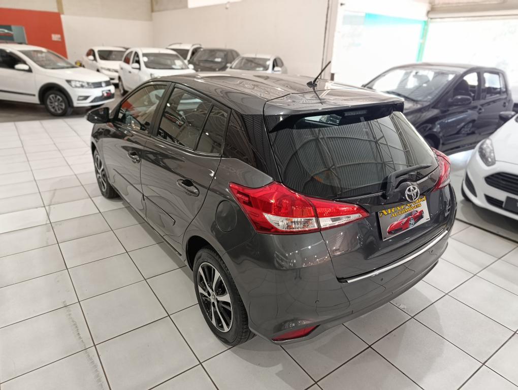 TOYOTA Yaris Hatch - Foto