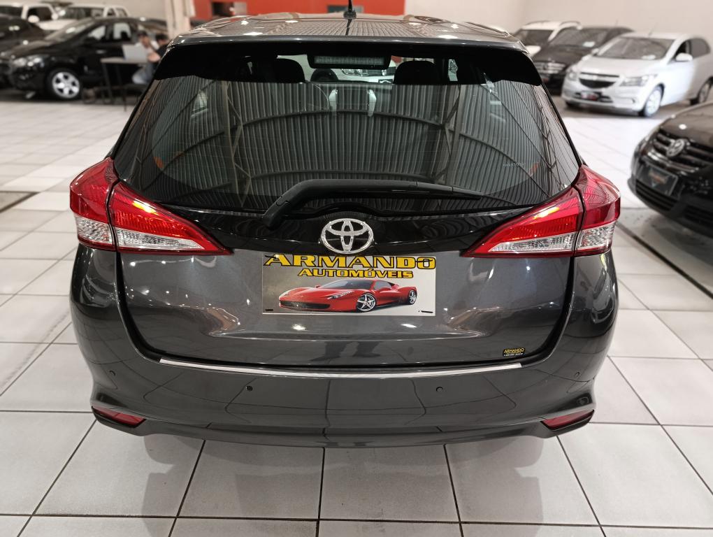 TOYOTA Yaris Hatch - Foto