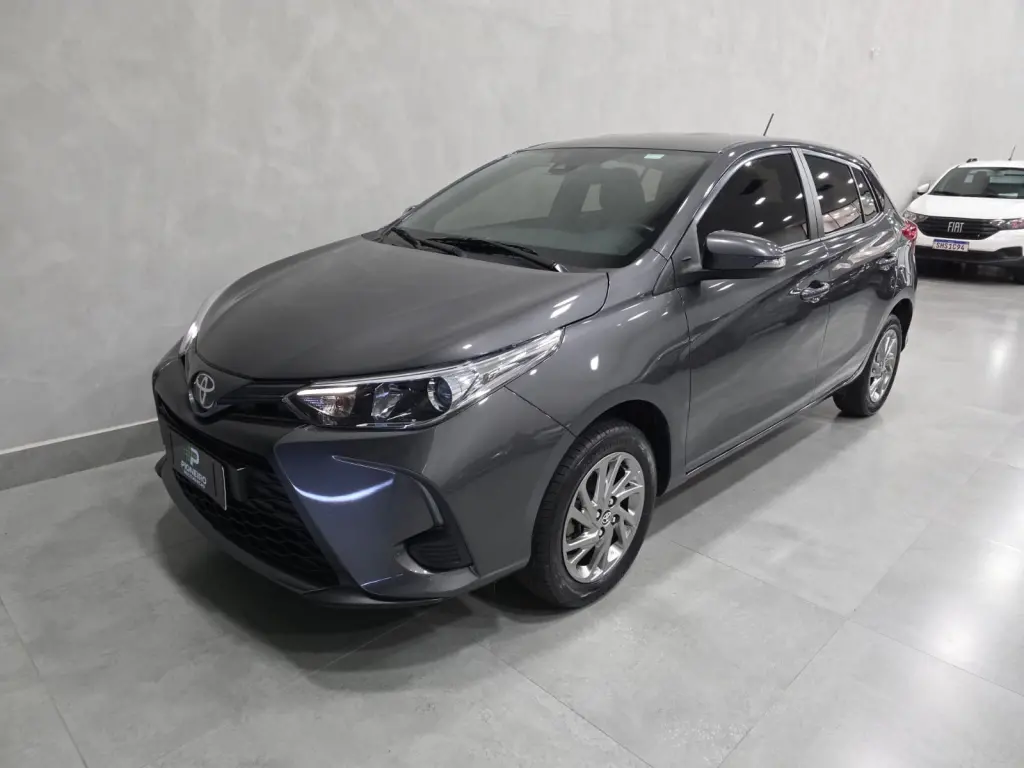 TOYOTA Yaris Hatch