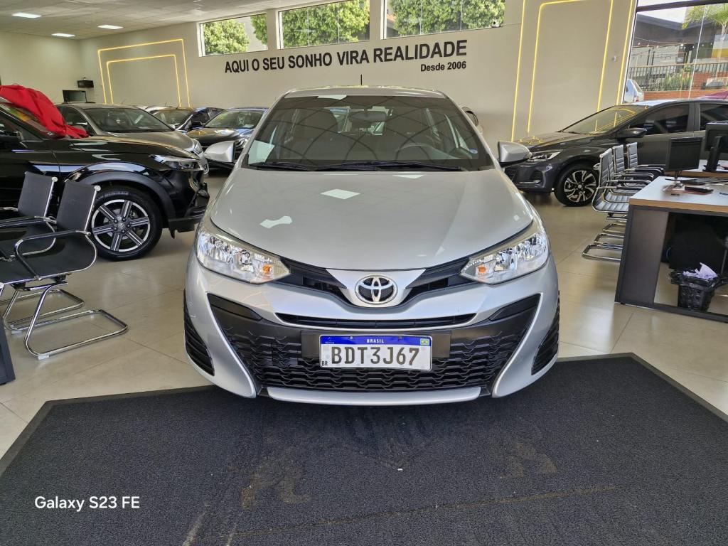 TOYOTA Yaris Hatch - Foto