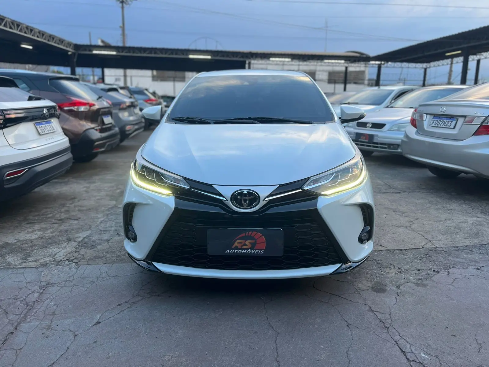 TOYOTA Yaris Hatch - Foto