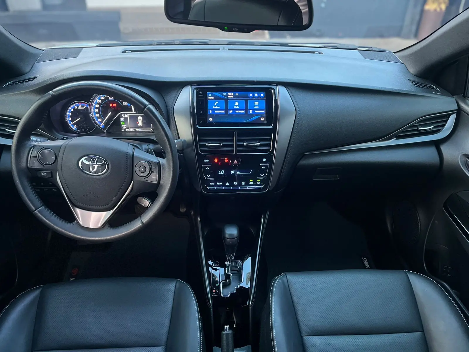 TOYOTA Yaris Hatch - Foto