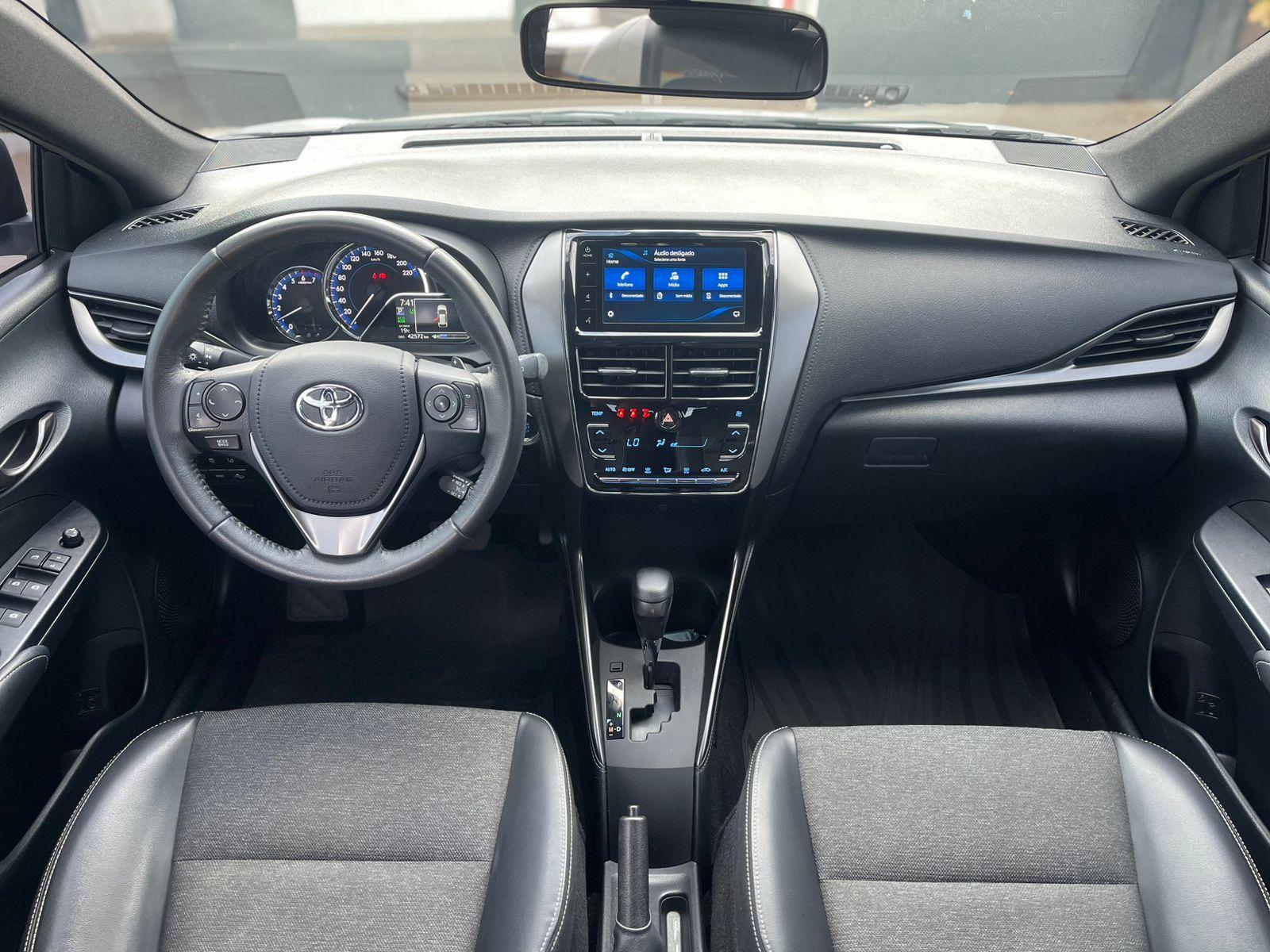 TOYOTA Yaris Hatch - Foto