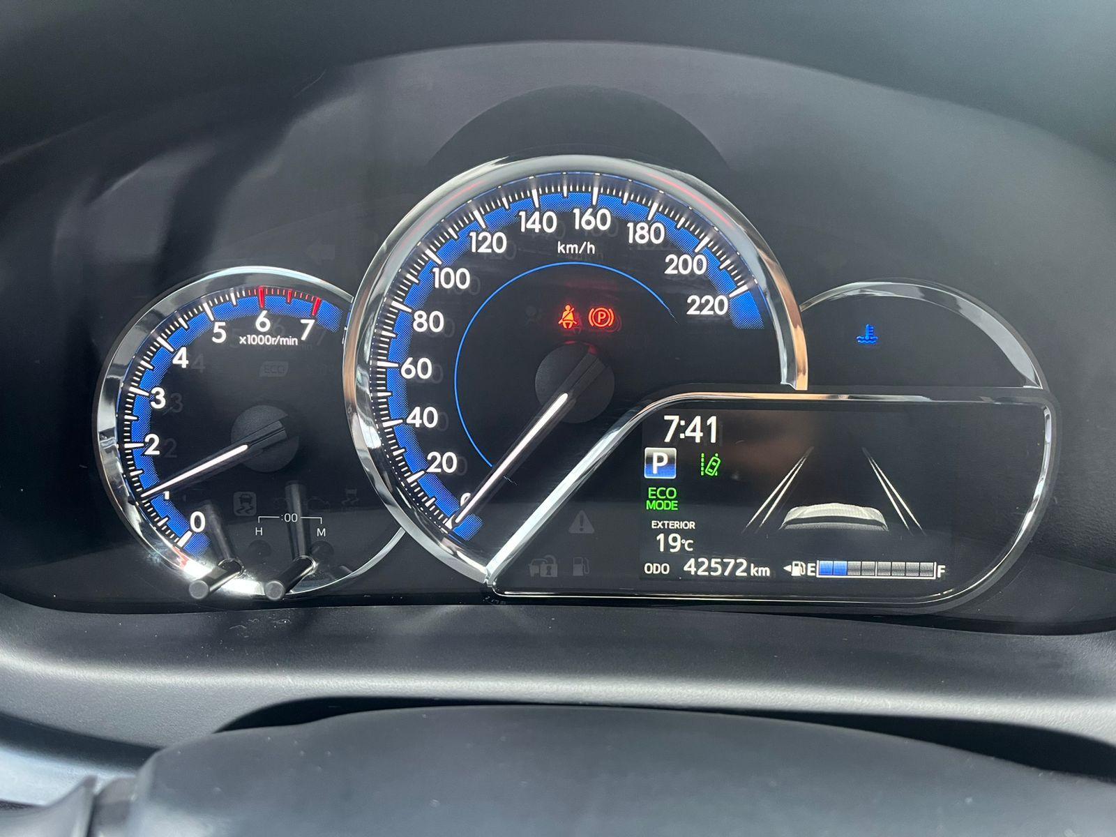 TOYOTA Yaris Hatch - Foto