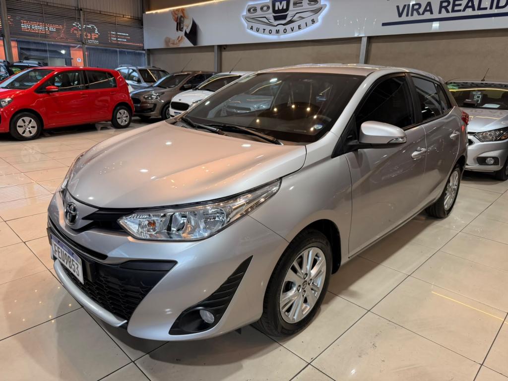 TOYOTA Yaris Hatch - Foto