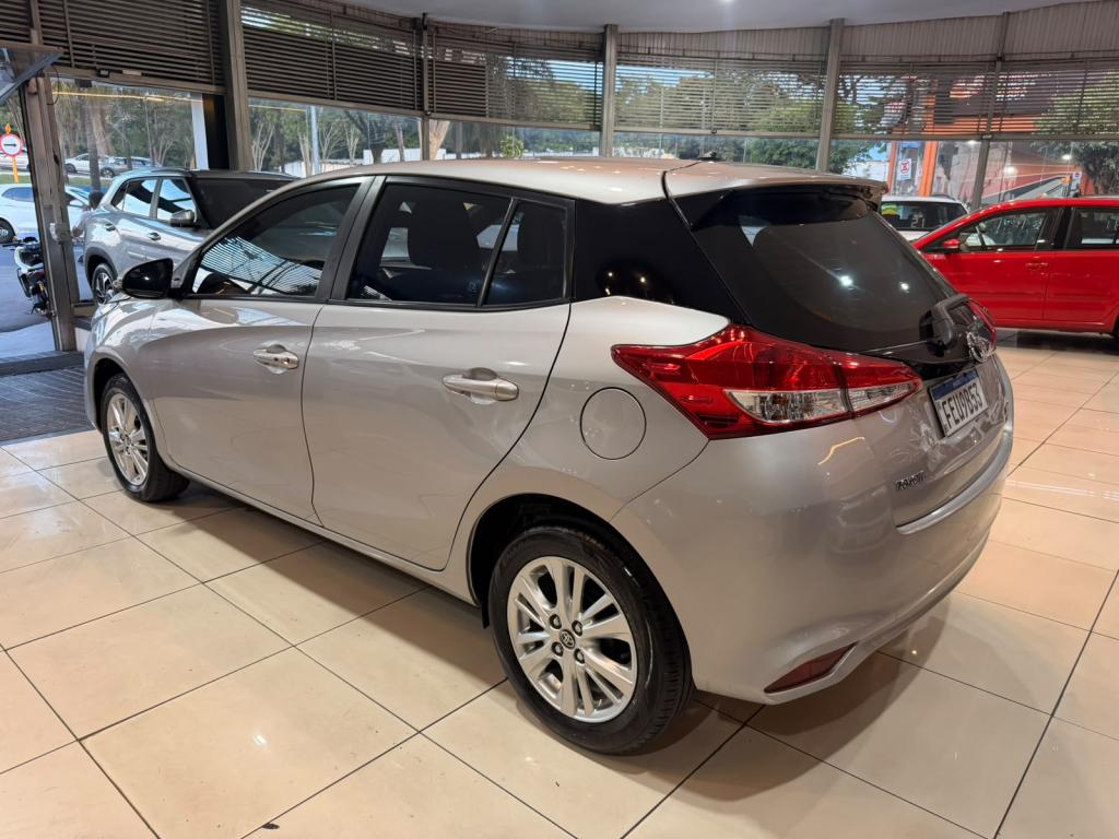 TOYOTA Yaris Hatch - Foto