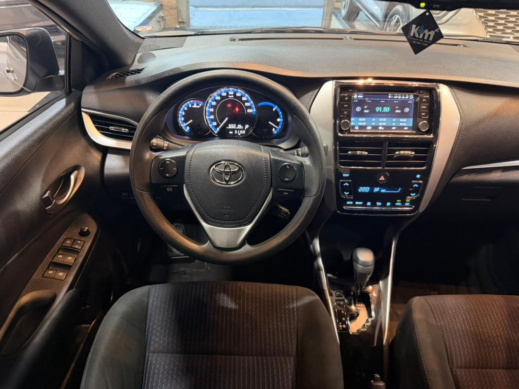 TOYOTA Yaris Hatch - Foto