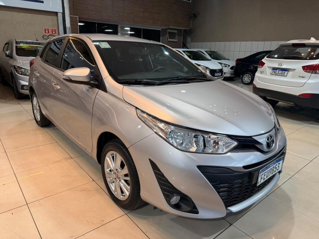 TOYOTA Yaris Hatch - Foto
