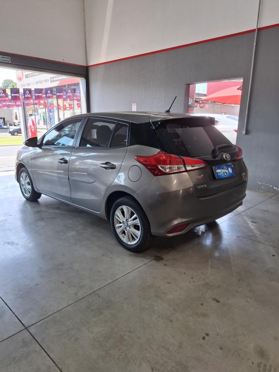 TOYOTA Yaris Hatch - Foto