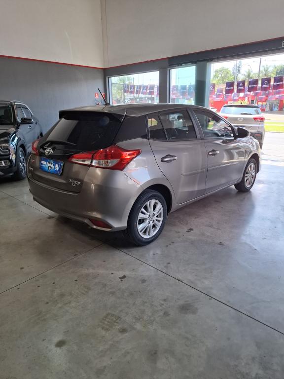 TOYOTA Yaris Hatch - Foto
