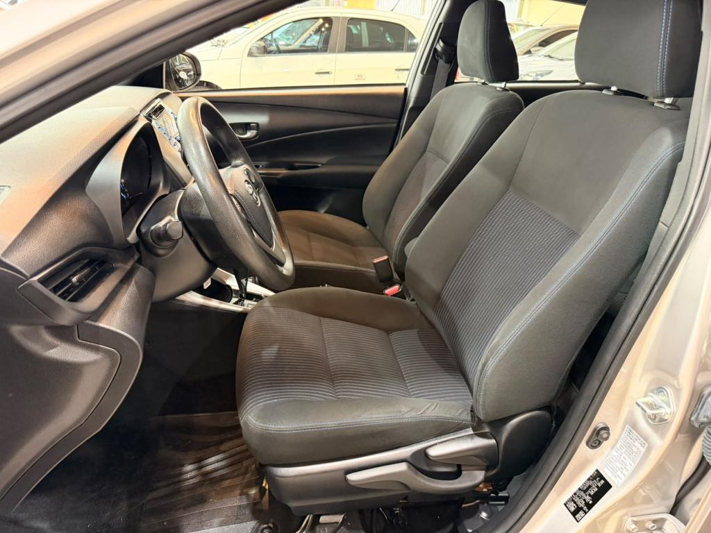 TOYOTA Yaris Hatch - Foto