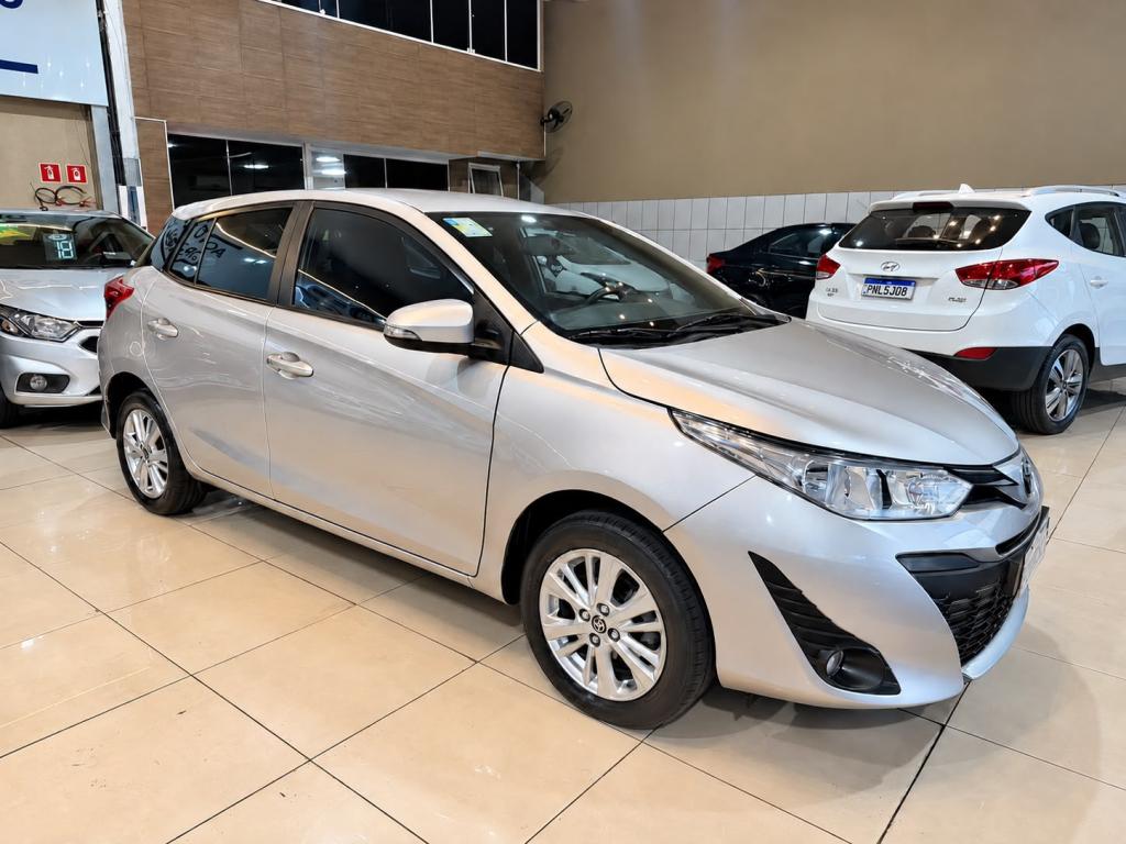 TOYOTA Yaris Hatch - Foto