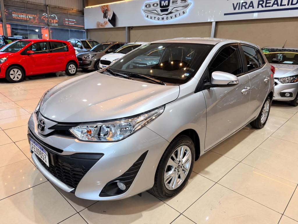 TOYOTA Yaris Hatch - Foto
