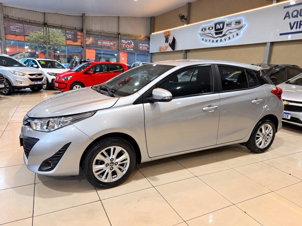 TOYOTA Yaris Hatch - Foto
