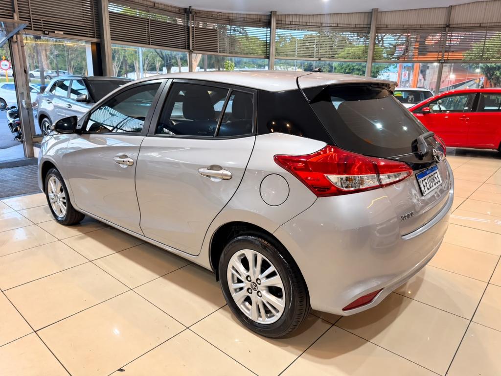 TOYOTA Yaris Hatch - Foto