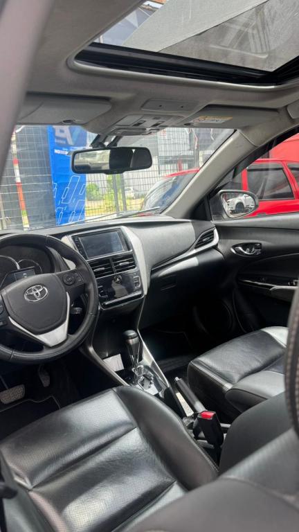 TOYOTA Yaris Sedan - Foto
