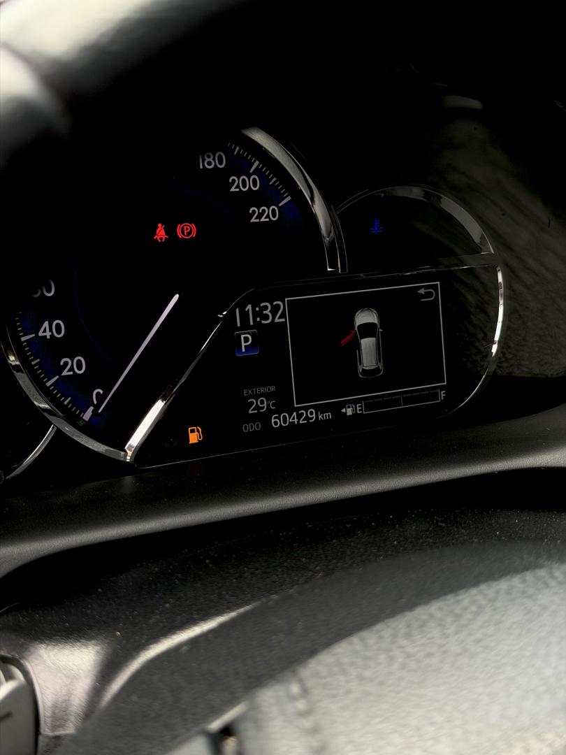 TOYOTA Yaris Sedan - Foto