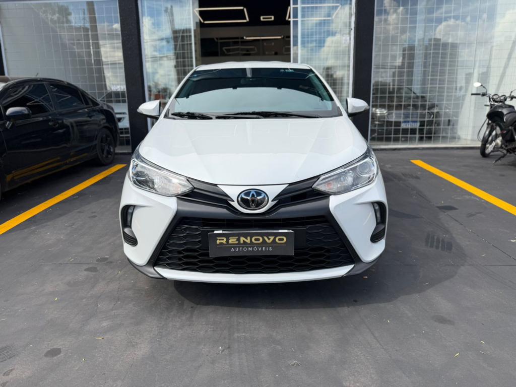 TOYOTA Yaris Sedan - Foto