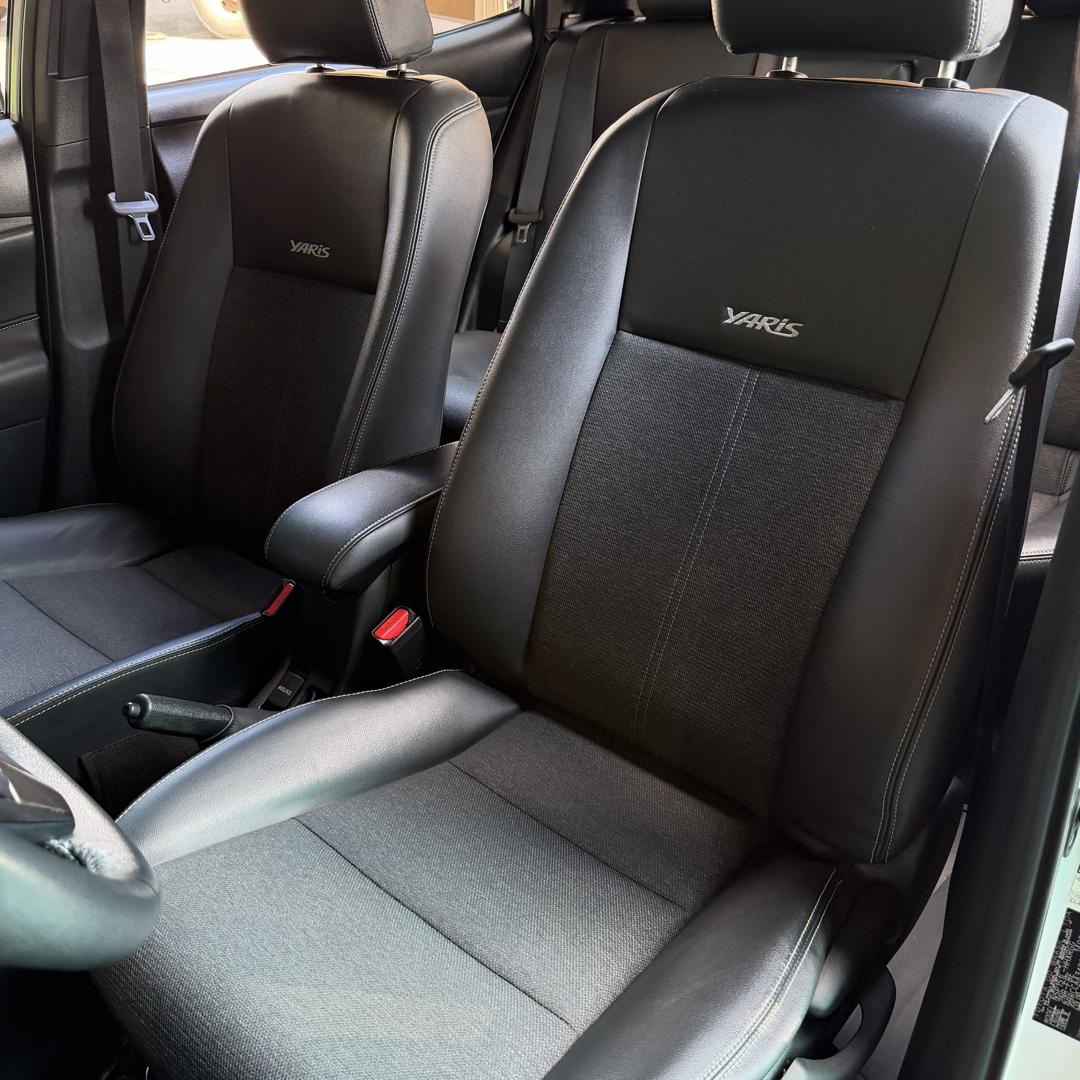 TOYOTA Yaris Sedan - Foto