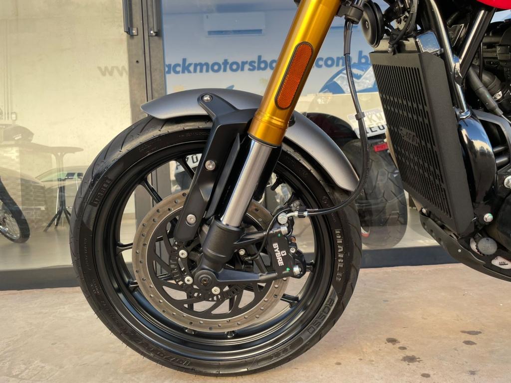 TRIUMPH Speed 400 - Foto