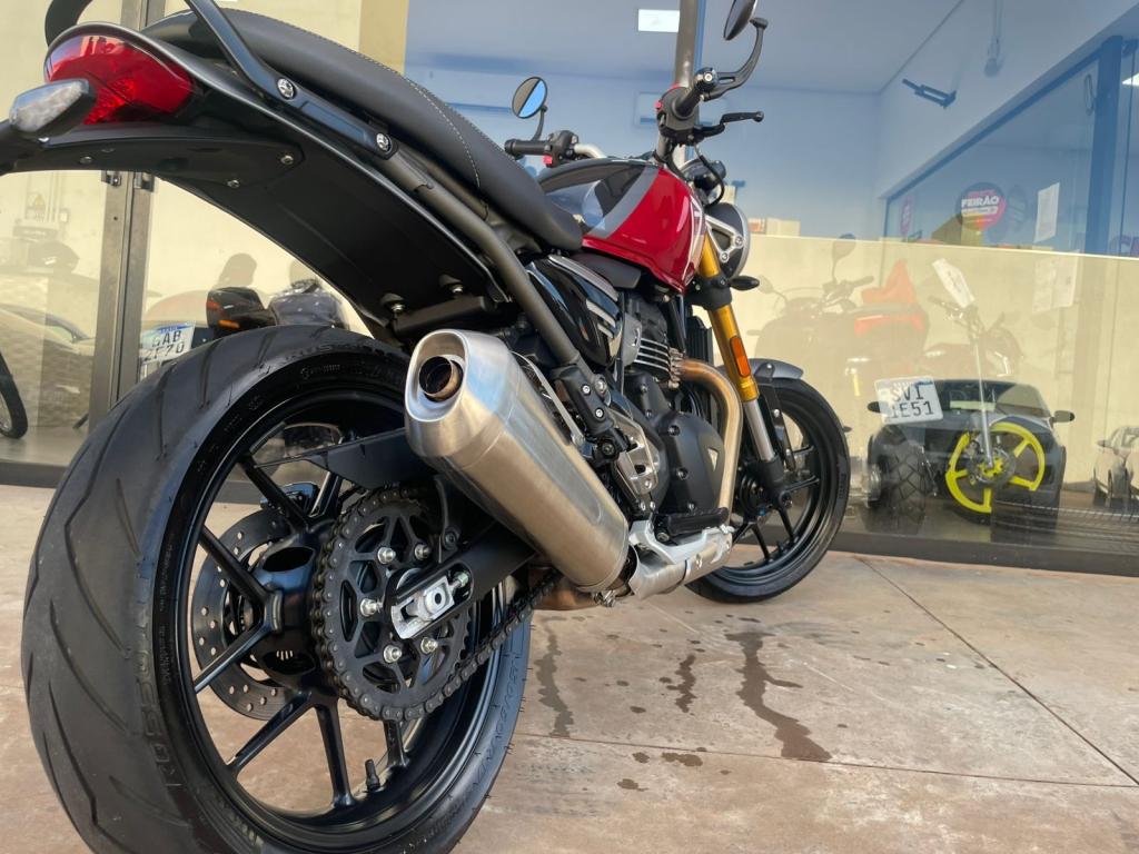 TRIUMPH Speed 400 - Foto