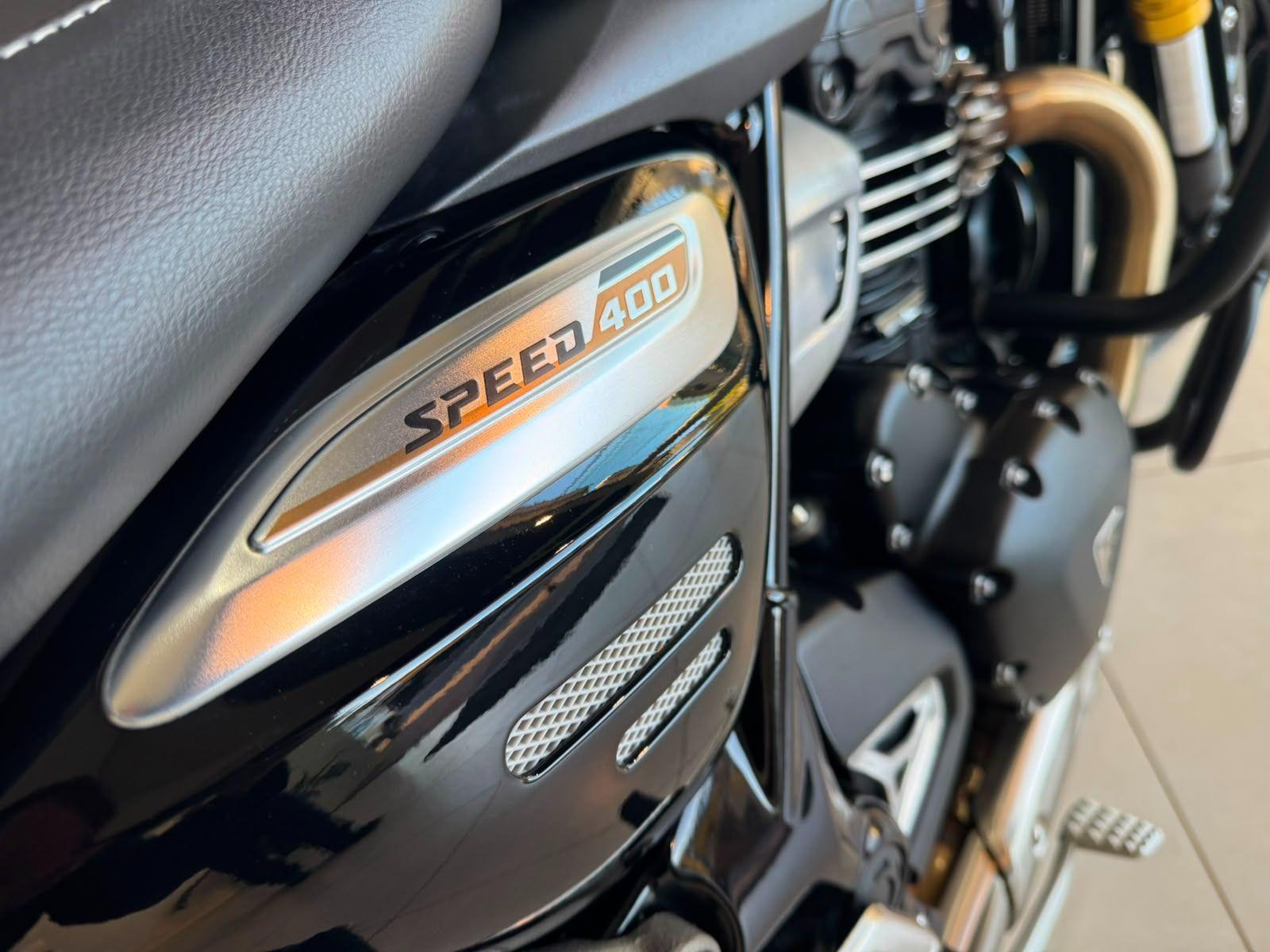 TRIUMPH Speed 400 - Foto