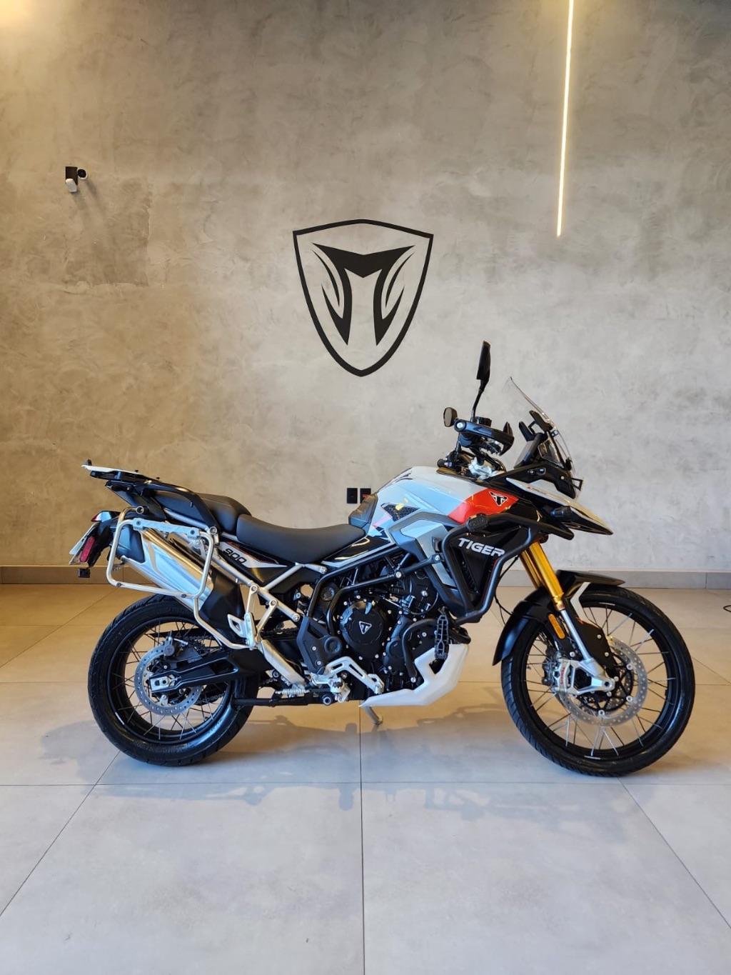 TRIUMPH Tiger 900 - Foto
