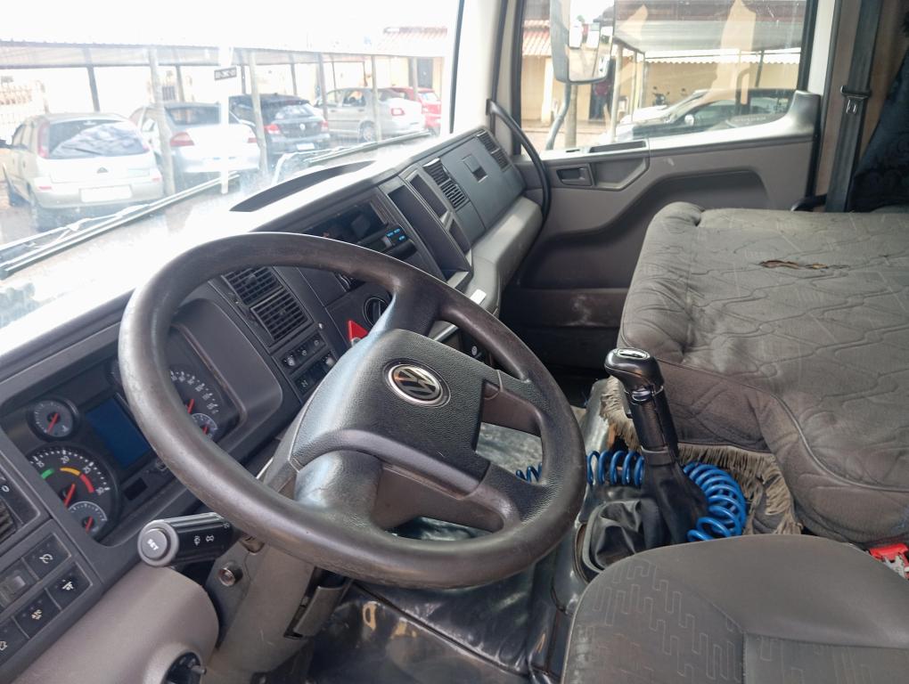 VOLKSWAGEN 25-390 - Foto