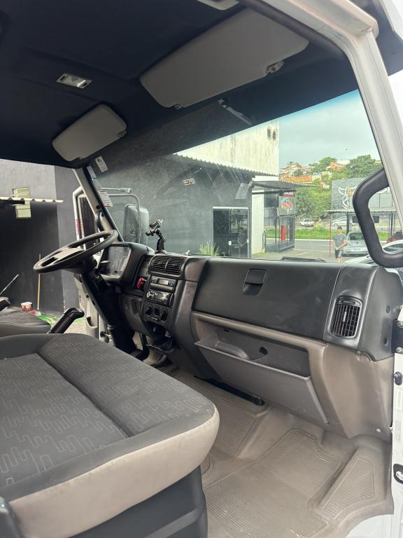 VOLKSWAGEN 5-150 - Foto